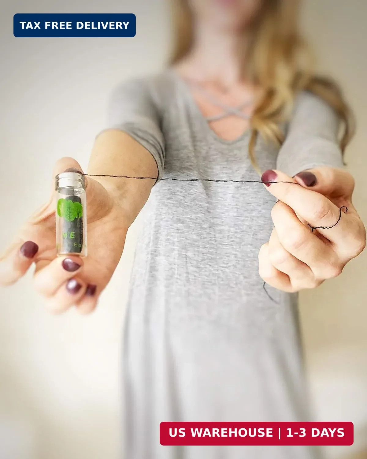 Vegan Biodegradable Bamboo Charcoal Dental Floss with Refillable Glass Container