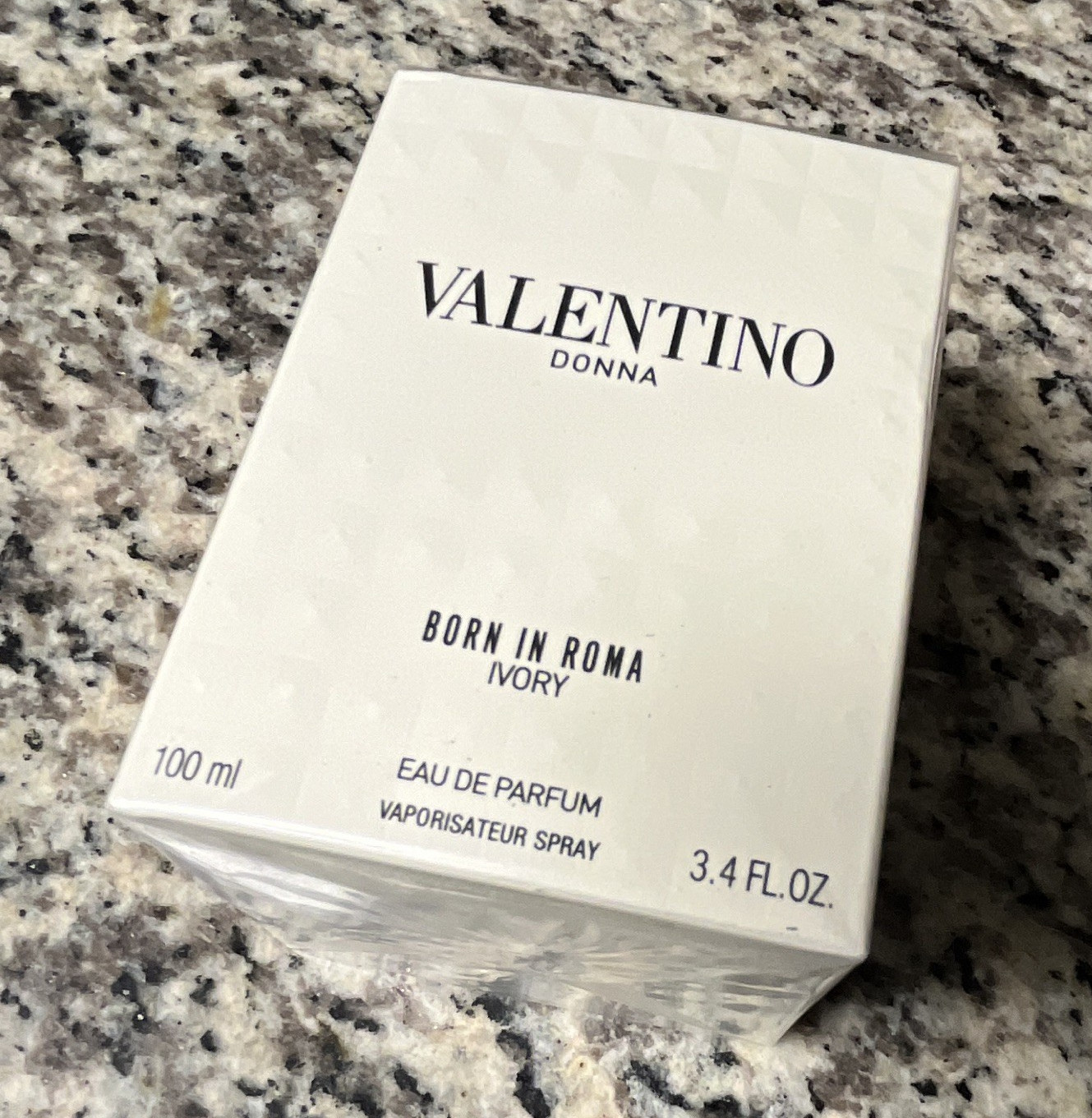 Valentino Born in Roma Ivory Eau de Parfum Spray, Regular Size 3.4 fl oz