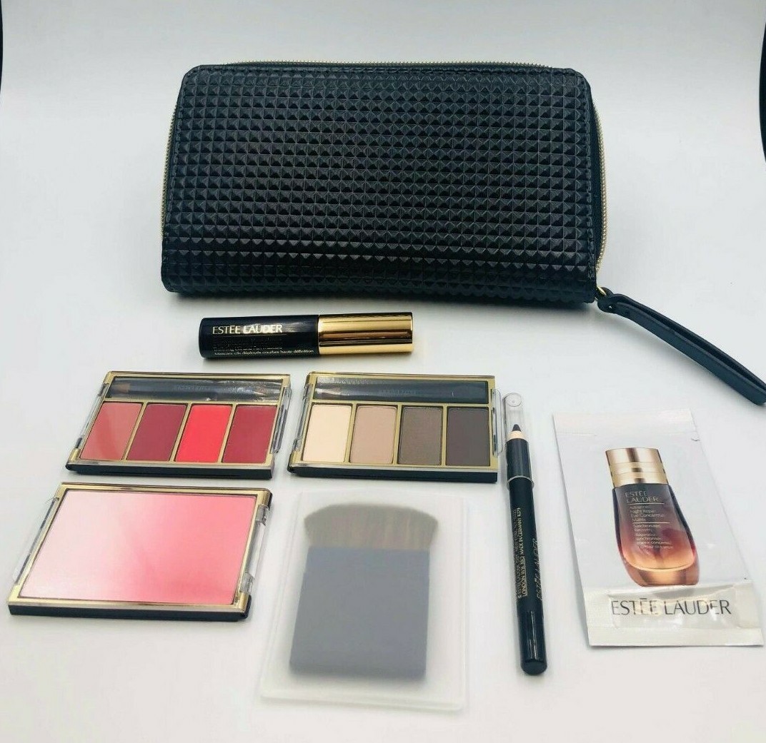 *Estee Lauder* Travel Exclusive – Travel In Color Makeup Palette *Factory Sealed