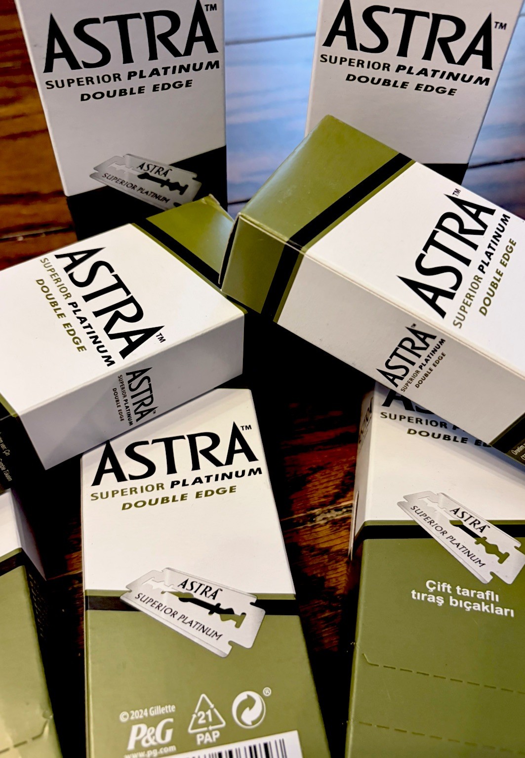 100 Astra Superior Platinum Double Edge Safety Razor Shaving Blades New