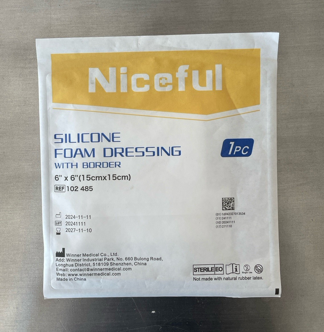 Niceful Sterile Silicone Foam Wound Dressing w/ Border 6×6 in MPN 102 485