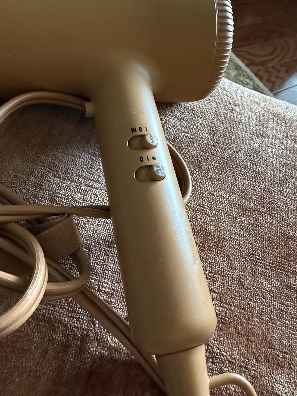 PATTERN The Pattern Blow Dryer Standard Electric Hair Dryer Beige Unisex Adults