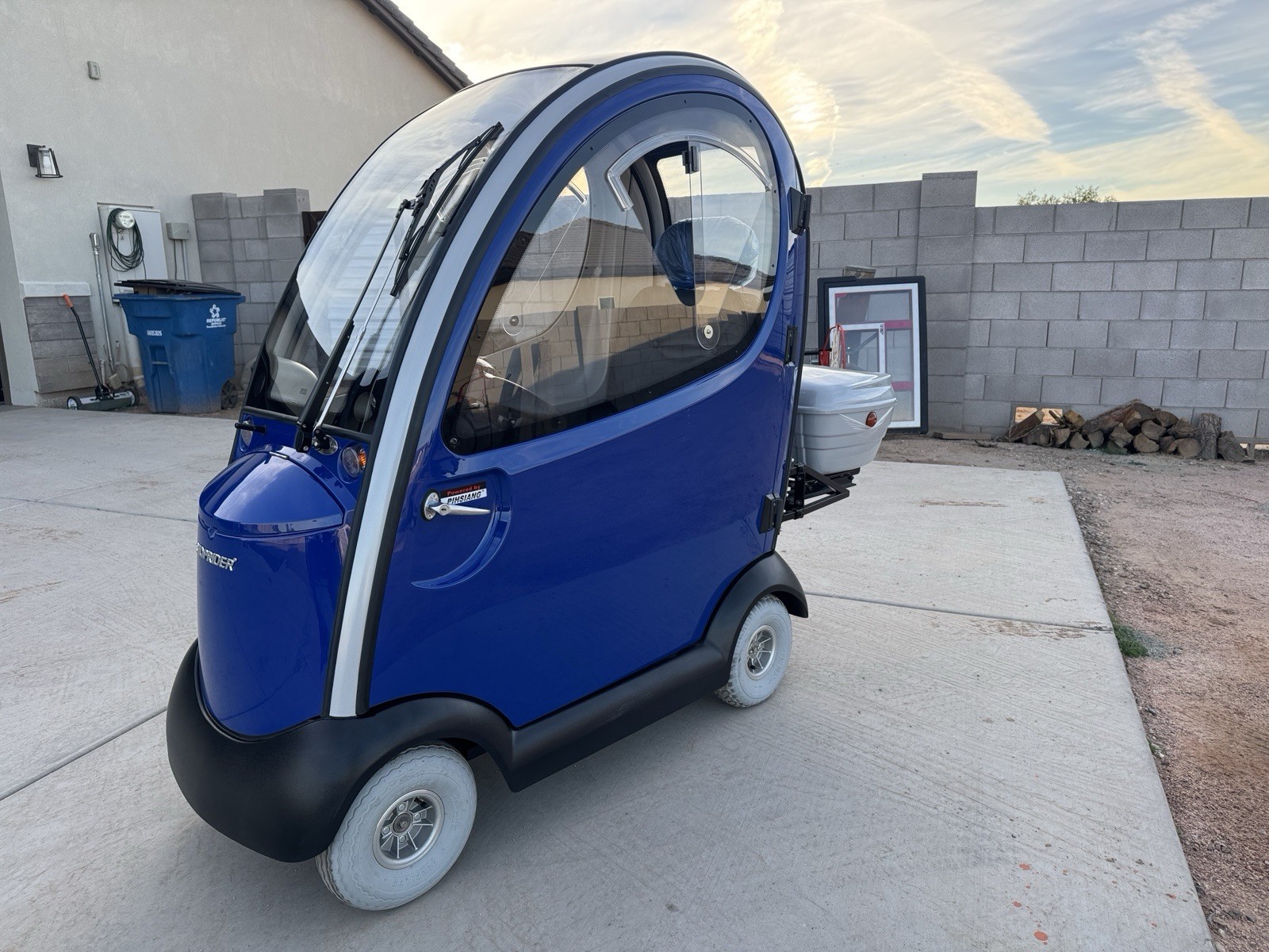 Shoprider Flagship Enclosed Scooter, BLUE