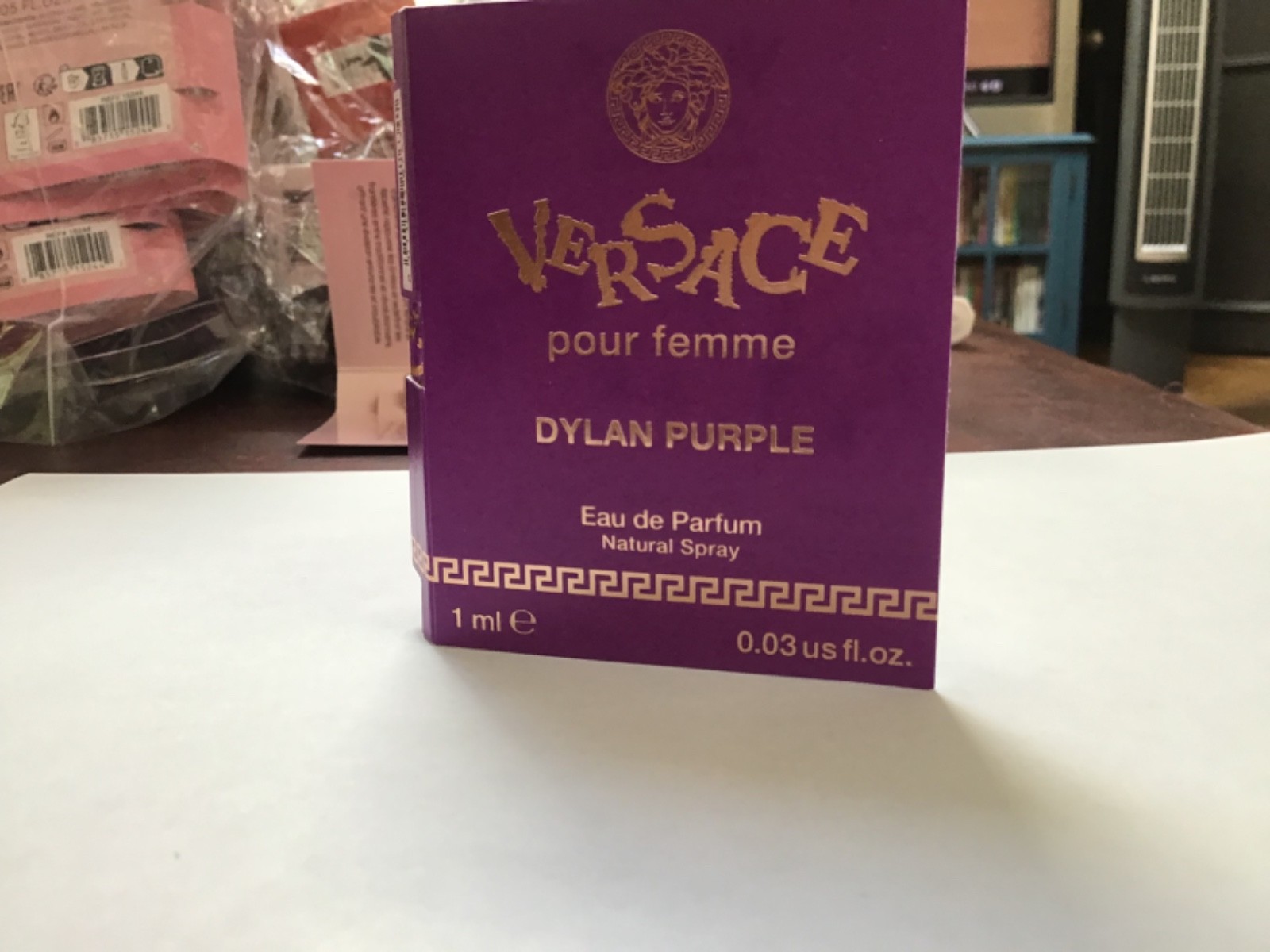 NEW Versace Pour Femme Dylan Purple Sampke Spray Vial 1 ml!