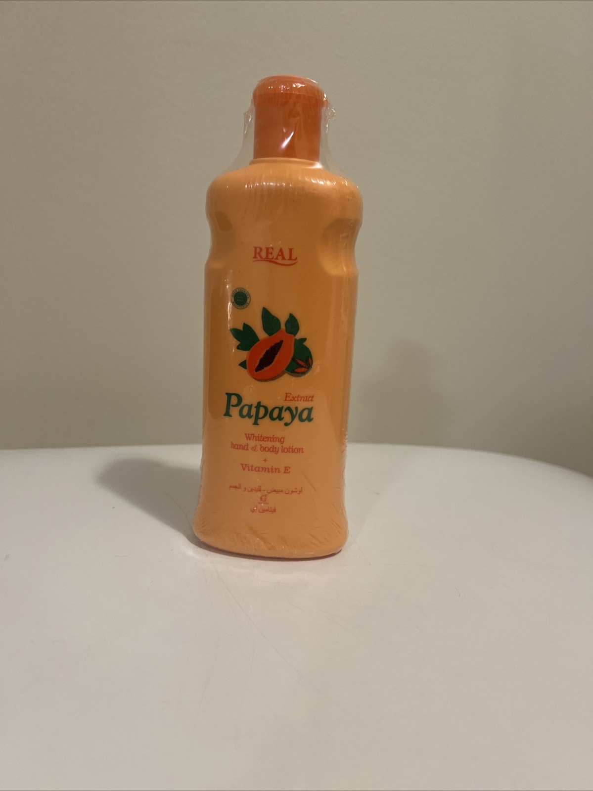 Real PapayaHand And Body Lotion Natural WhiteningVitamin E, 300ml Very Good