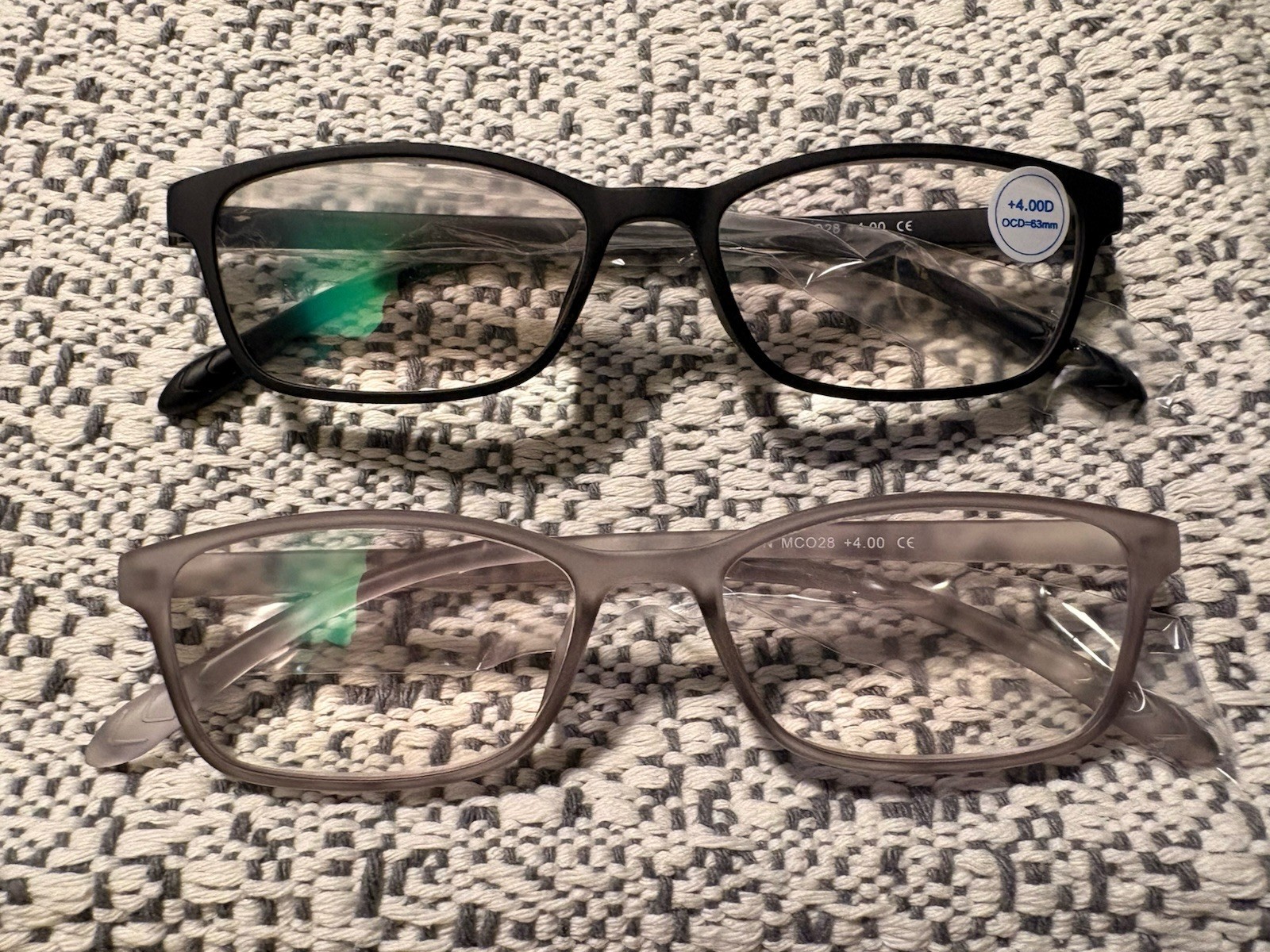 Mcoorn Reading Glasses +4.00 with Cases Fast Shipping