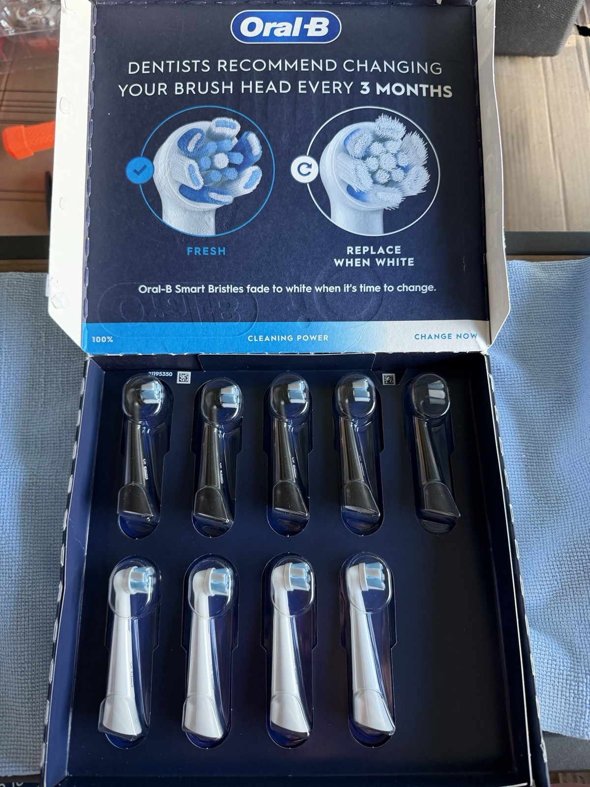 Oral-B iO Deep Clean Replacement Toothbrush Head, 9-count