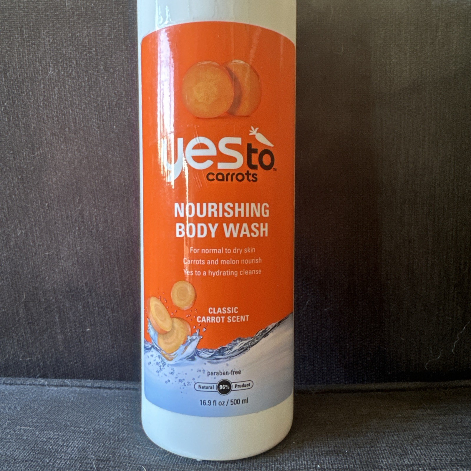 YES TO CARROTS NOURISHING BODY WASH 16.9 fl oz / 500 ml FOR NORMAL TO DRY SKIN