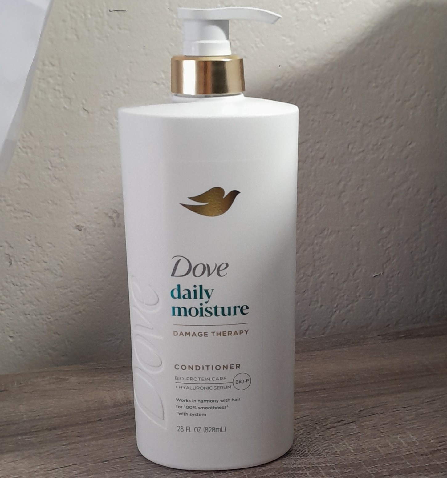 Dove Daily Moisture Damage Therapy Conditioner Hyaluronic Serum 28 fl oz Pump